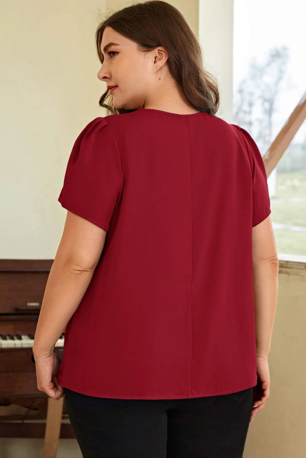 Red Keyhole Pleated Crew Neck Plus Size Short Sleeve Blouse