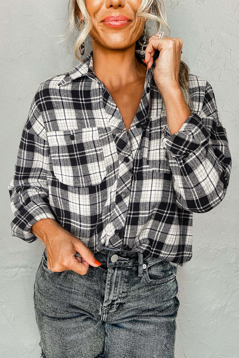 Black and White Plaid Chest Pockets Button Down Shirt