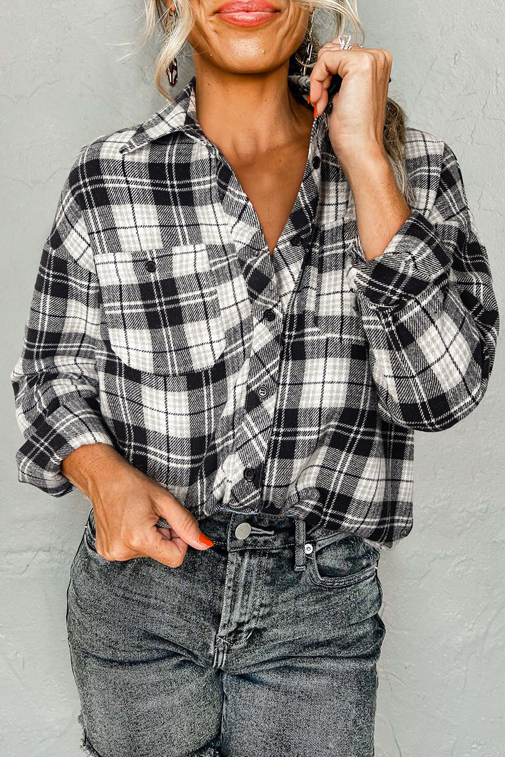 Black and White Plaid Chest Pockets Button Down Shirt