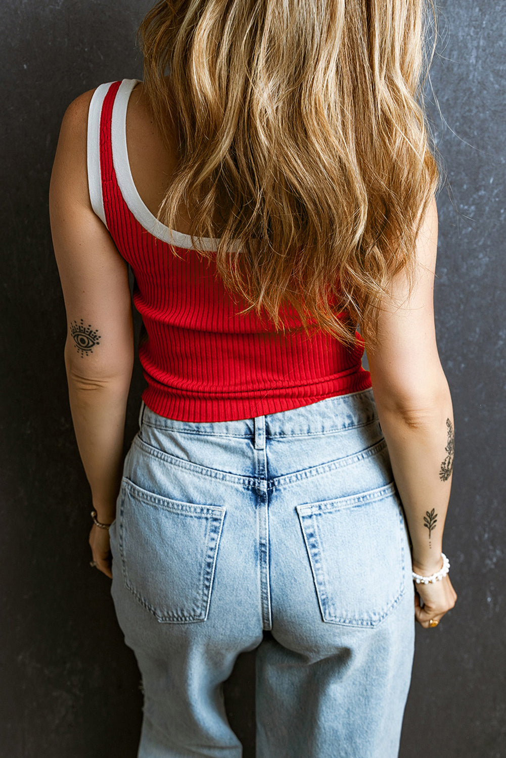 Red and White Trimmed Ribbed Stretch Knit U-Neck Tank Top