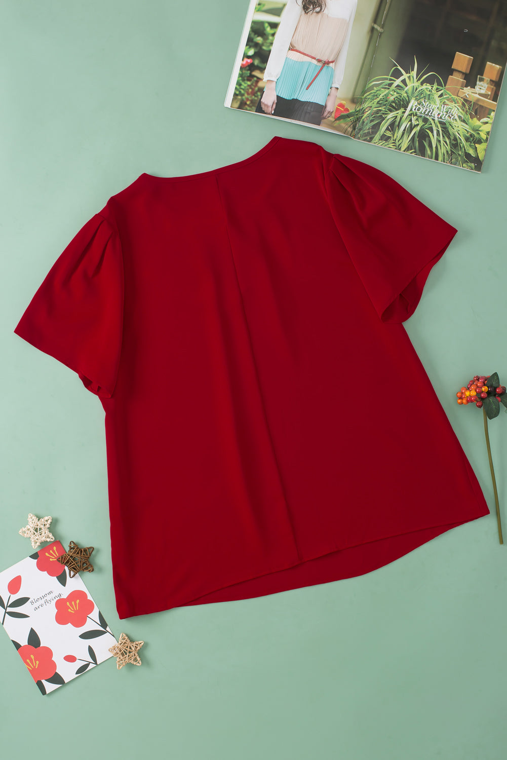 Red Keyhole Pleated Crew Neck Plus Size Short Sleeve Blouse